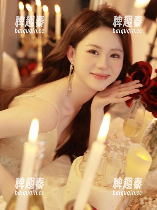 “网上吃瓜？”被17吃瓜网盖章啦，技能点满的八卦探险就等你来！