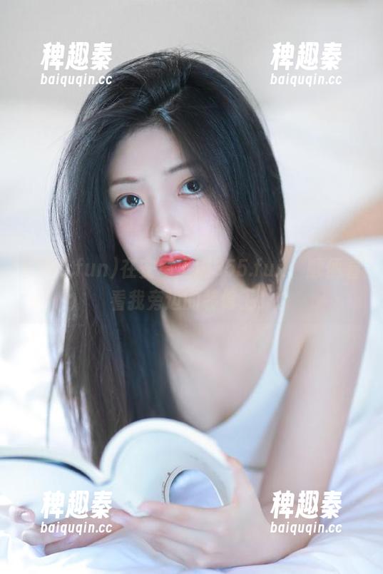 在安卓上刷355.fun，顺便看看我旁边的装修工！