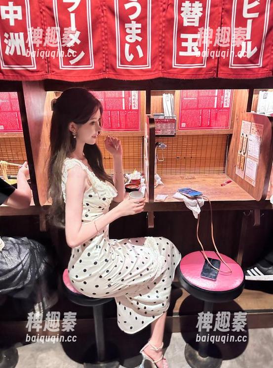 51吃瓜网：观看瞬息万变的娱乐圈，真是一场战场般的拼图游戏。