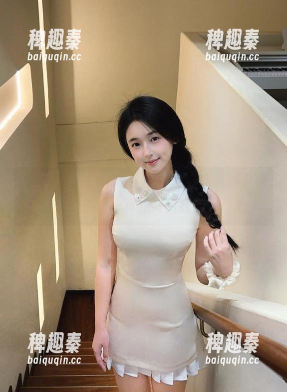 在“cgw官网”上，我竟然看到了昨天的热搜，真是考验我的好奇心。