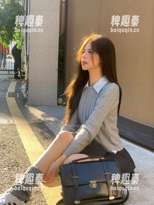 我在heiliao.su安卓版发现了一个秘密，居然连我家邻居偷偷吃瓜的瞬间都被捕捉了！