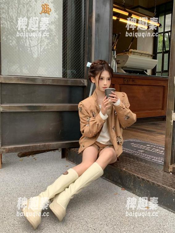 hlwbet视频里的瓜多到让我每天都在怀疑人生，快来分享你的爱意！