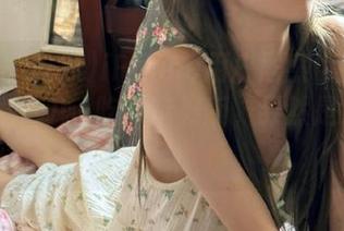 iPhone用户居然也能吃瓜？下载www.吃瓜苹果版，果然是果味十足！