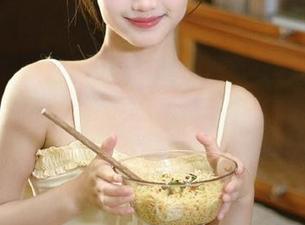 当五一吃瓜网遇上今日吃瓜，谁分享关于懒人的逆袭故事？真的忍不住想听呐