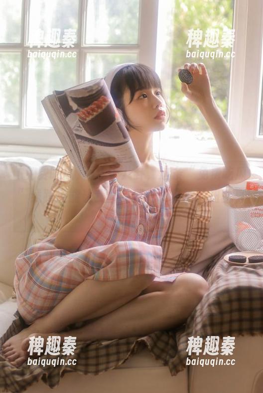 免费吃瓜 不止于八卦,这条“免费吃瓜”线路还能让我窥探到无聊日常的扭曲真相。