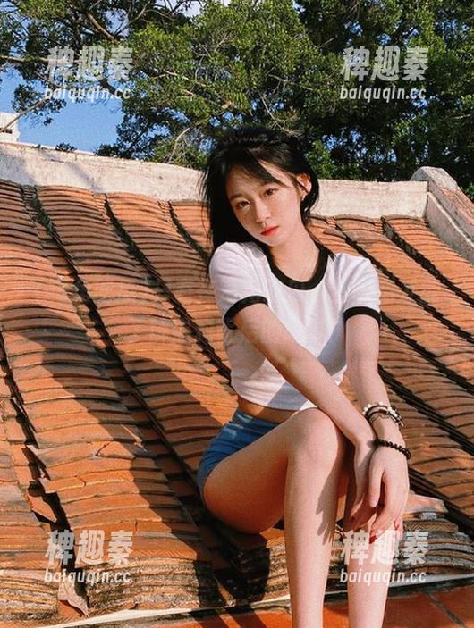 只有在海角吃瓜，登录后才能了解黑料背后的故事！