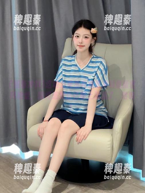 这地方居然有黑哥冲料最新官网地址，瞬间感觉自己跟上潮流了，哈哈！