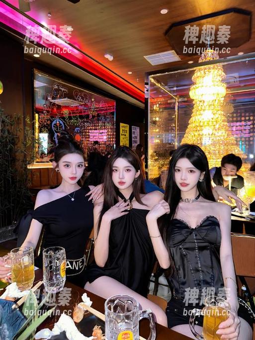 下载‘黑料不打烊’app，一起在八卦的海洋里扬帆起航吧！