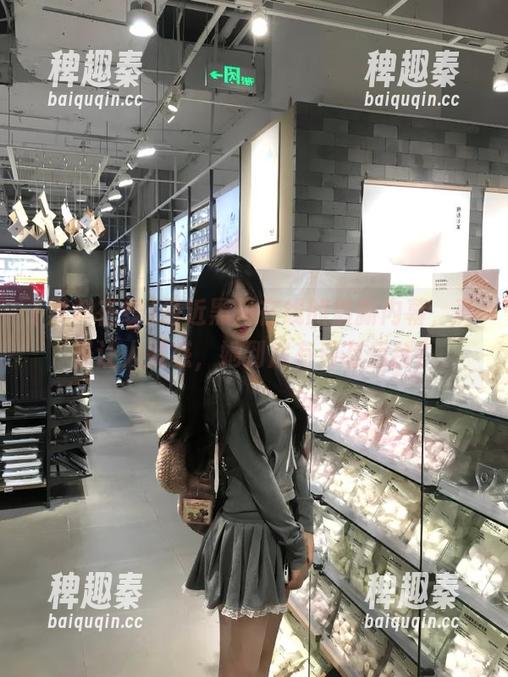最近黑料在线的最新内幕，真是让人疑惑，她到底有没有后台？